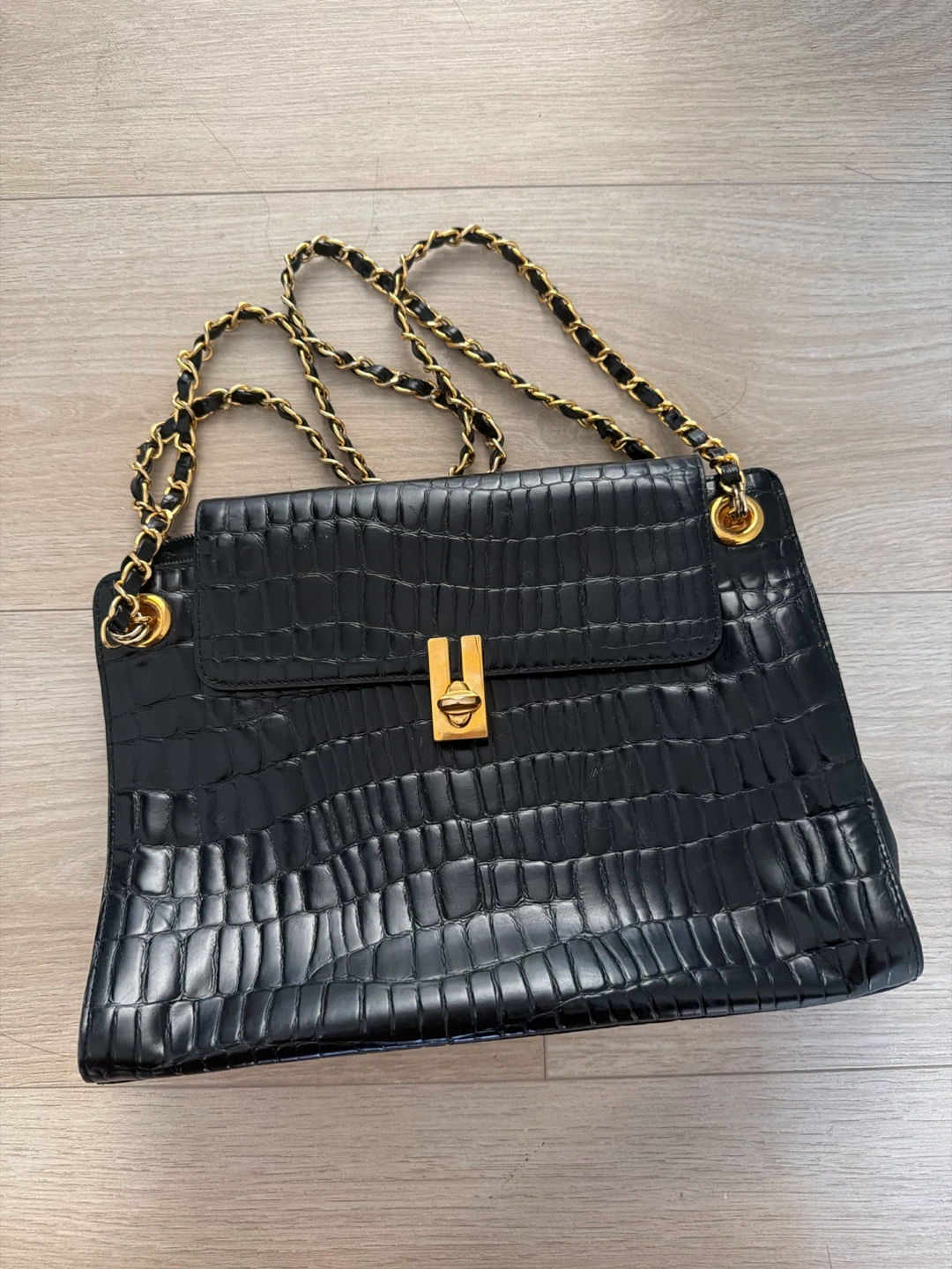 Esquire Collection Black Croc Embossed Shoulder Bag