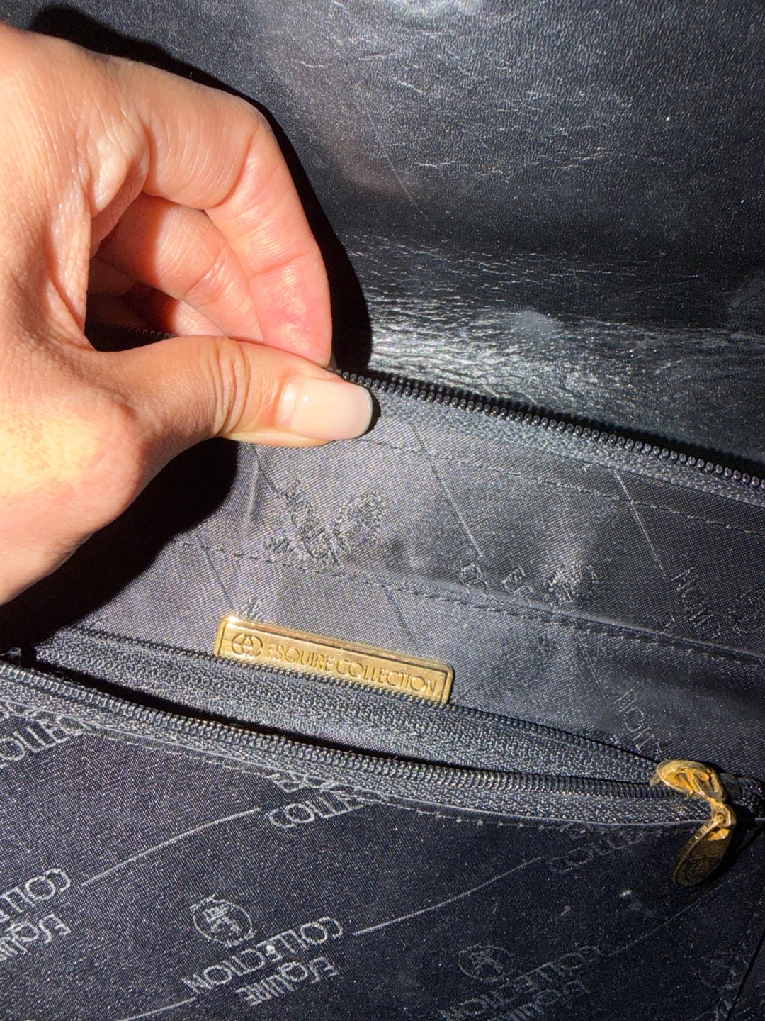 Esquire Collection Black Croc Embossed Shoulder Bag - photo 2