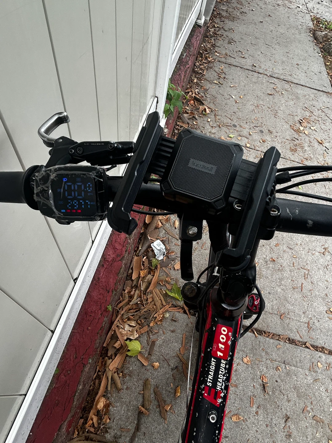 FLY-11 Electric Bicycle - photo 3