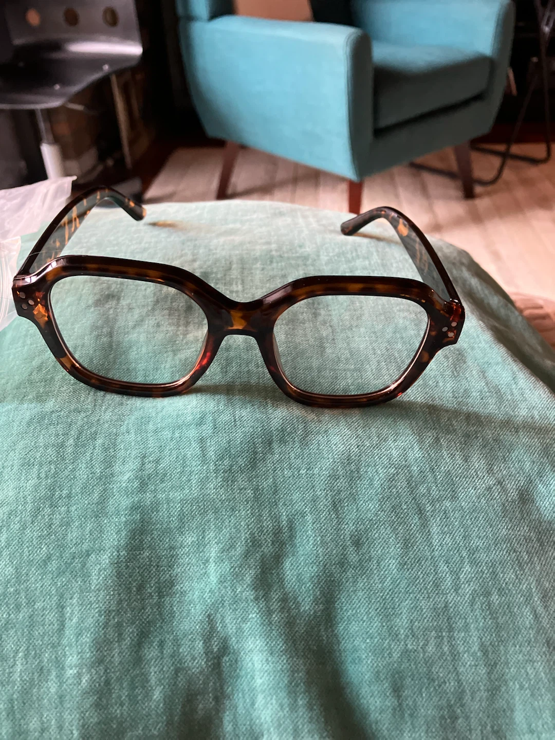 2 Pairs of Fashion Eyeglasses - Black and Tortoise - photo 2