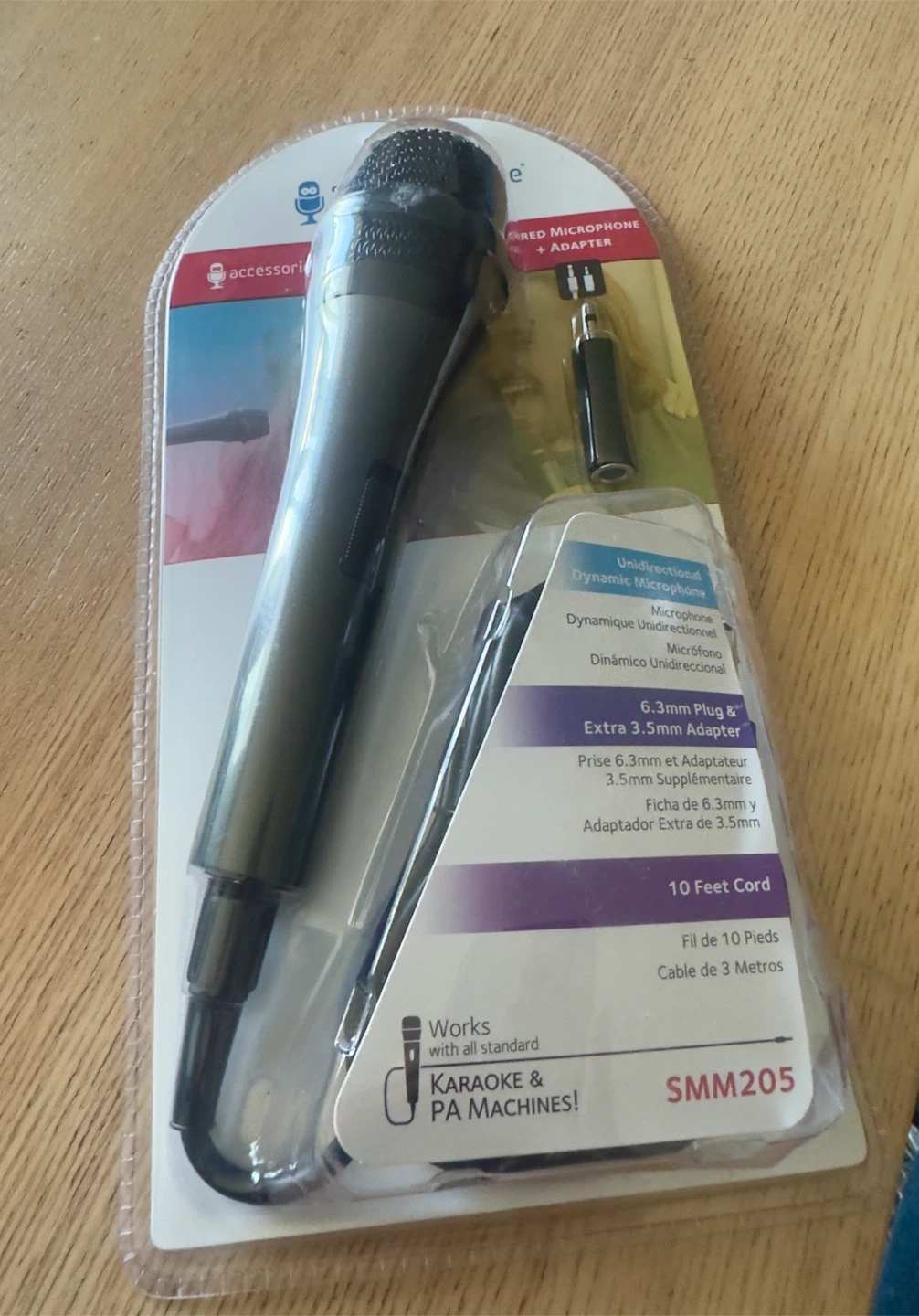 Unidirectional Dynamic Microphone with Adapter and 10ft Cord