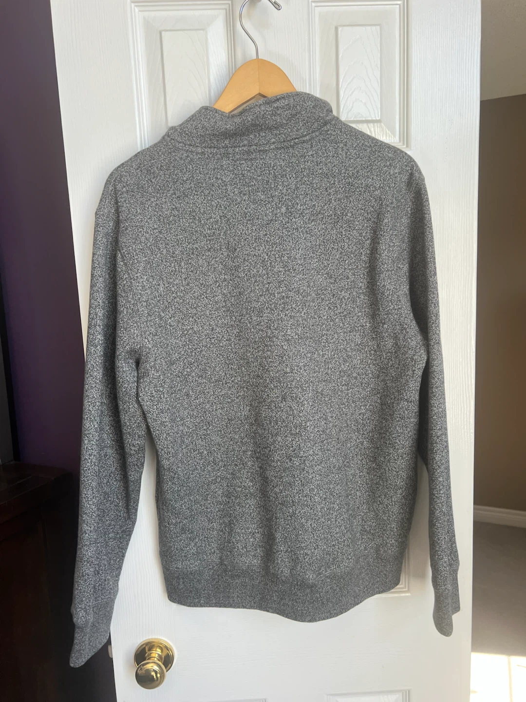 BNWT mens Roots Quarter Zip Sweatshirt size small - photo 2