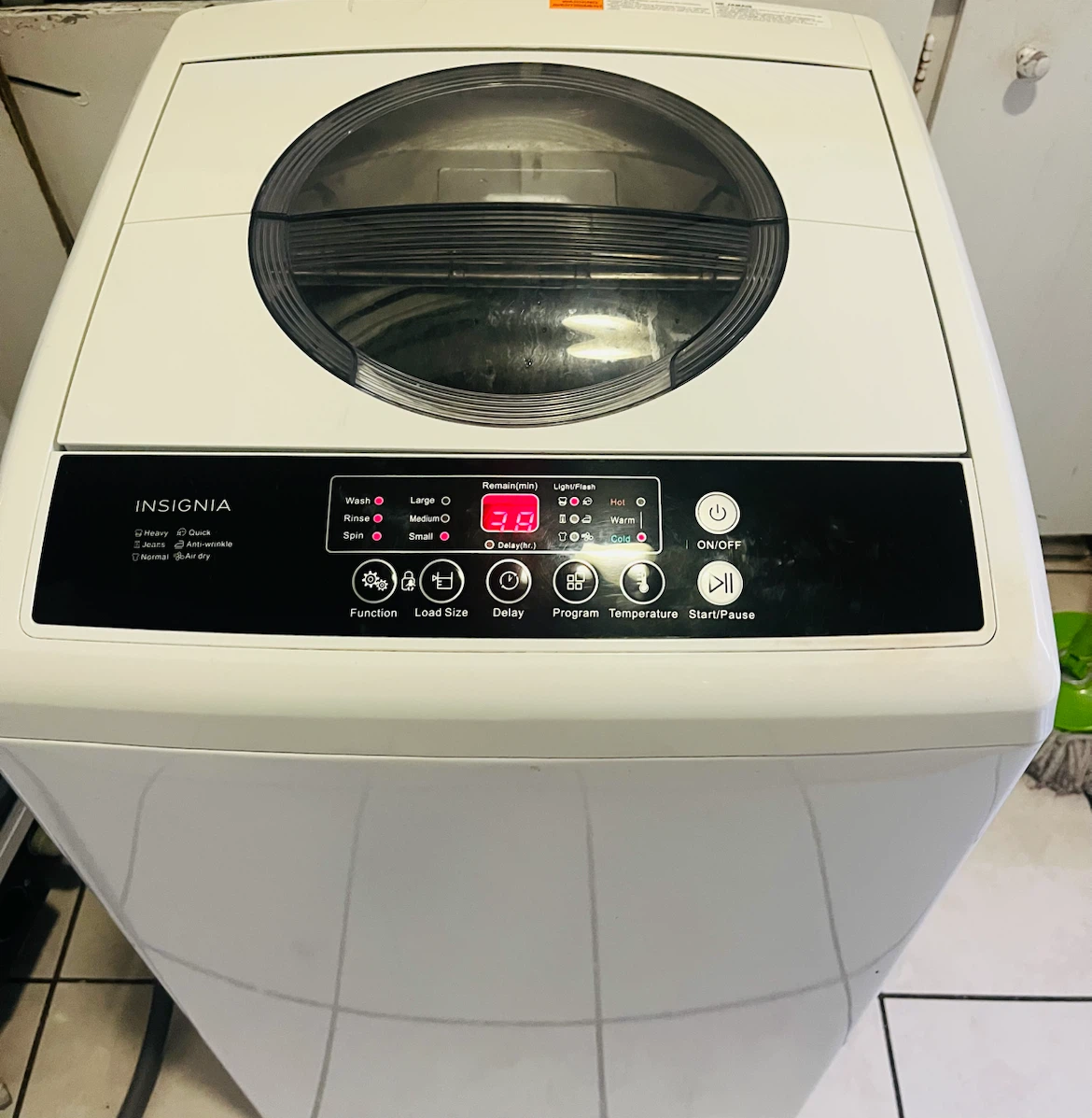Insignia White Top Load Washing Machine