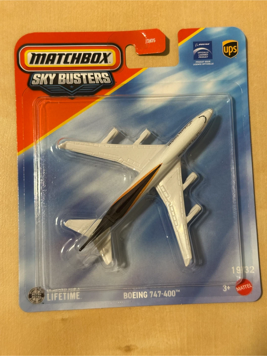 Matchbox Sky Busters Boeing 747-400 & UPS Van - photo 4