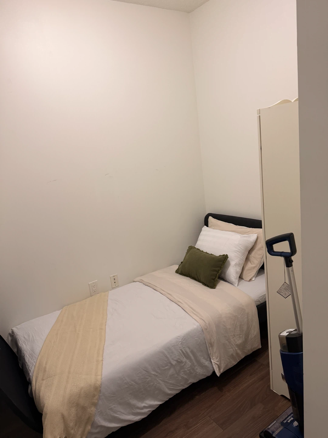 Twin Bed Frame with Mattress