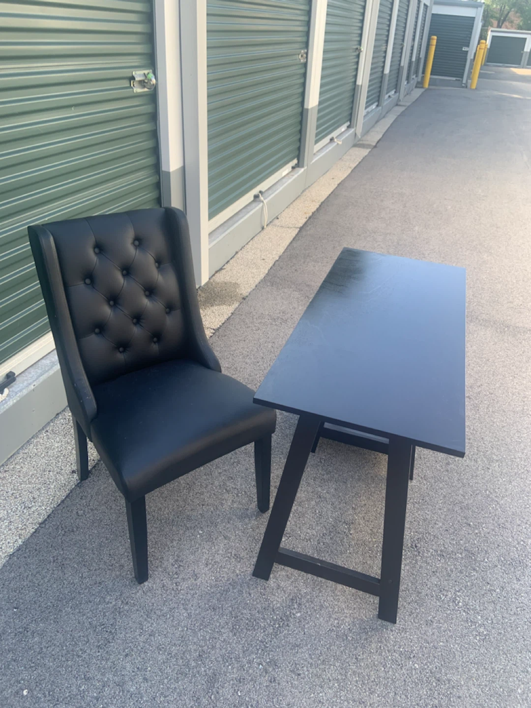 Black Tufted Wingback Chair and Desk Set - photo 3