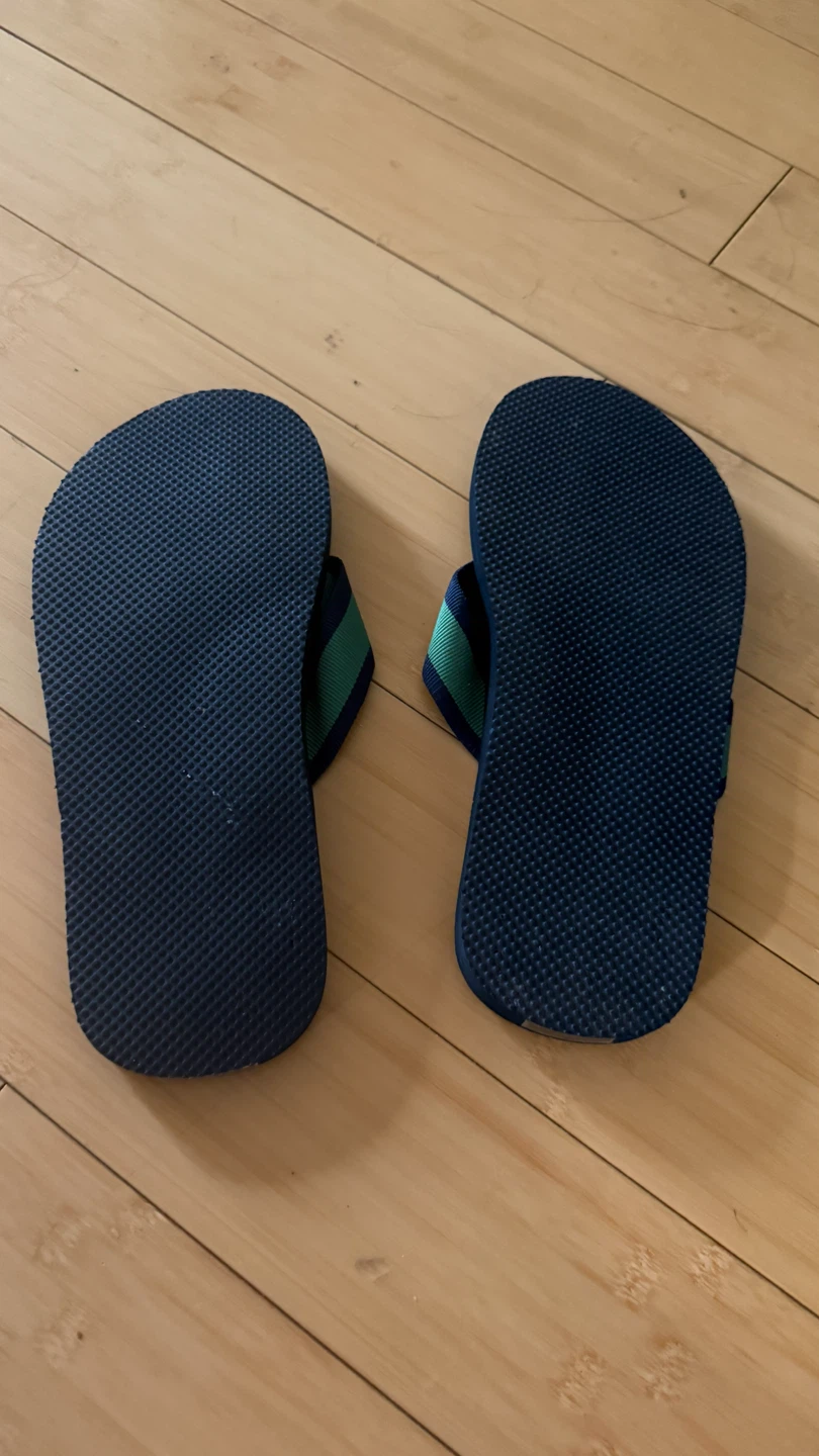 J. Crew Flip Flops size 9 - photo 4