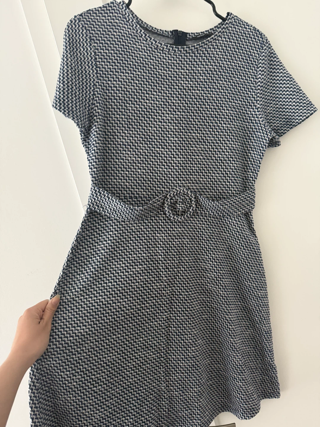 Women's Short Sleeve Dress with Belt - photo 2