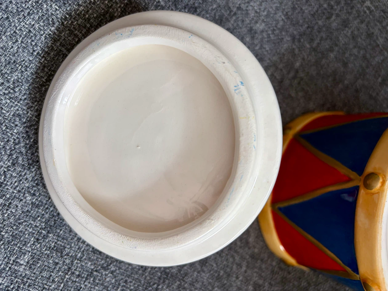 Spode Christmas Memories Santa Drum Container - photo 5