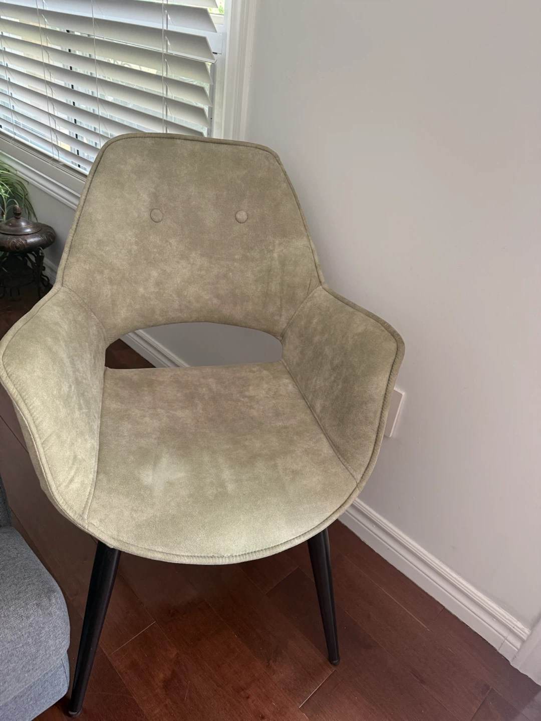 Modern Accent Chair