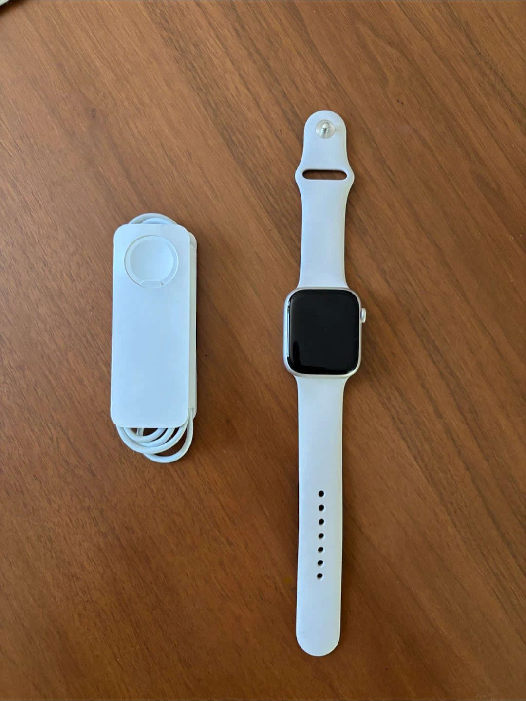 BRAND NEW Apple Watch Series 8 (GPS, 45mm) - Unused