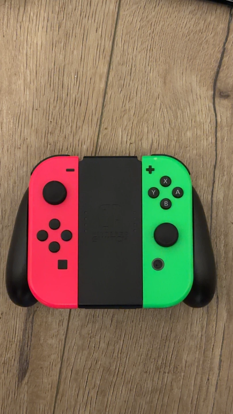 Nintendo Switch OLED Mario Case Bundle - photo 2