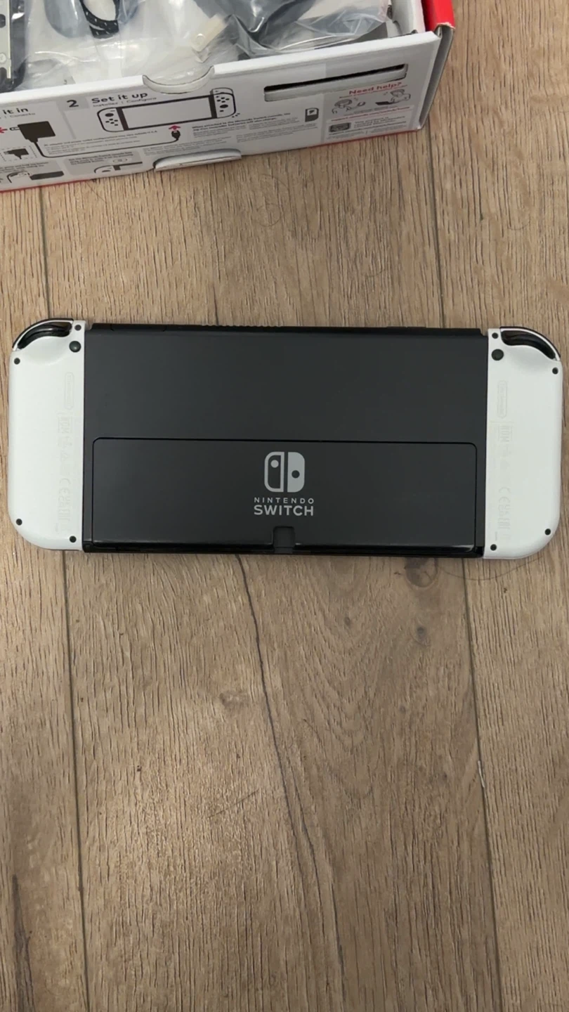 Nintendo Switch OLED Mario Case Bundle - photo 5