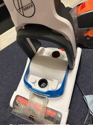 Hoover PowerDash Carpet Cleaner - photo 5