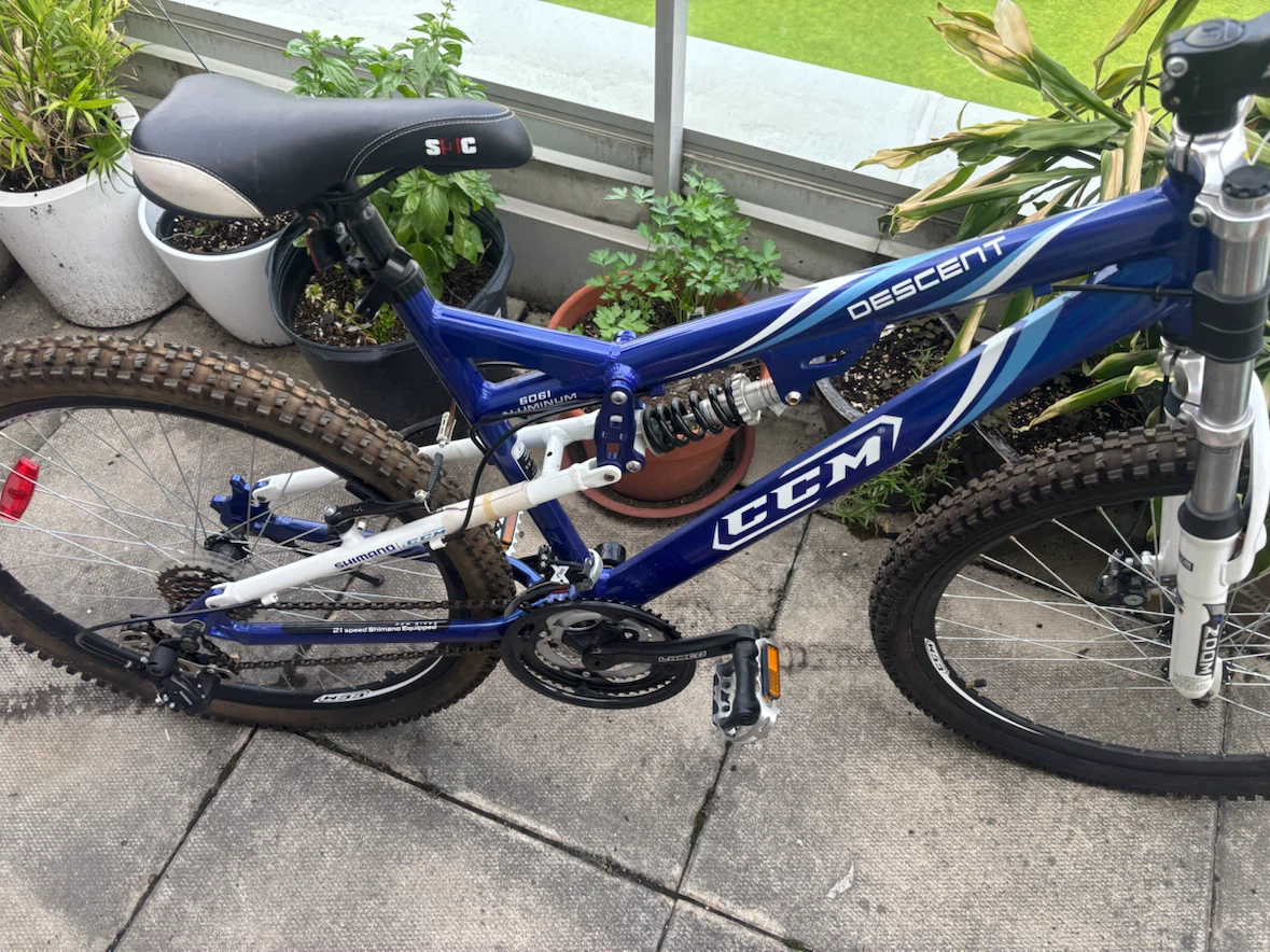 CCM Descent Full Suspension Mountain Bike
