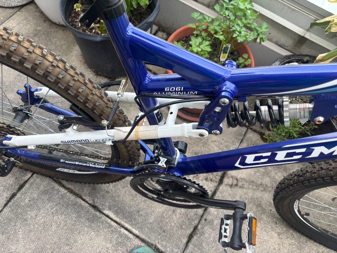 CCM Descent Full Suspension Mountain Bike - photo 5