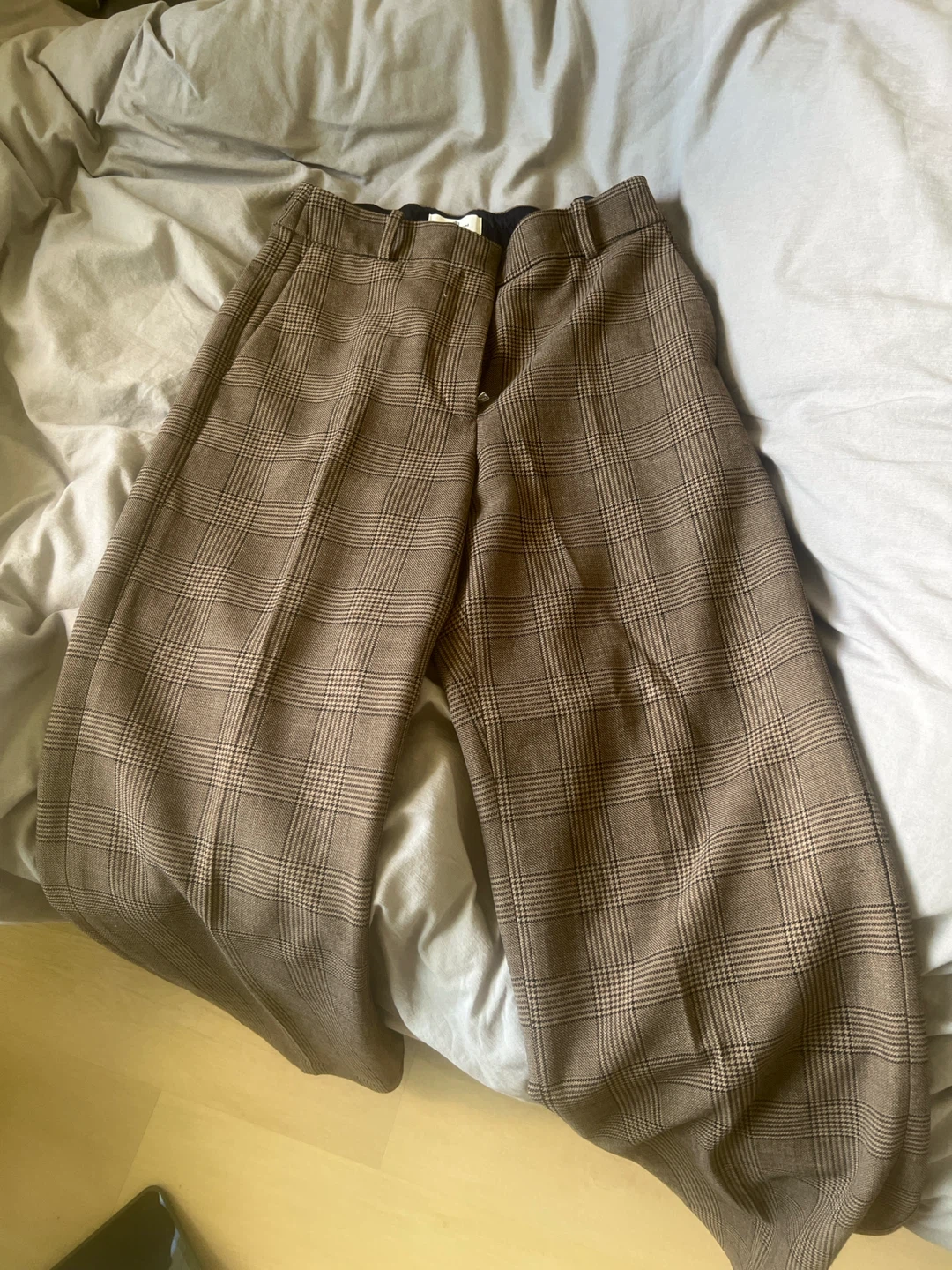 Babaton Plaid Wide Leg Pants Size 4