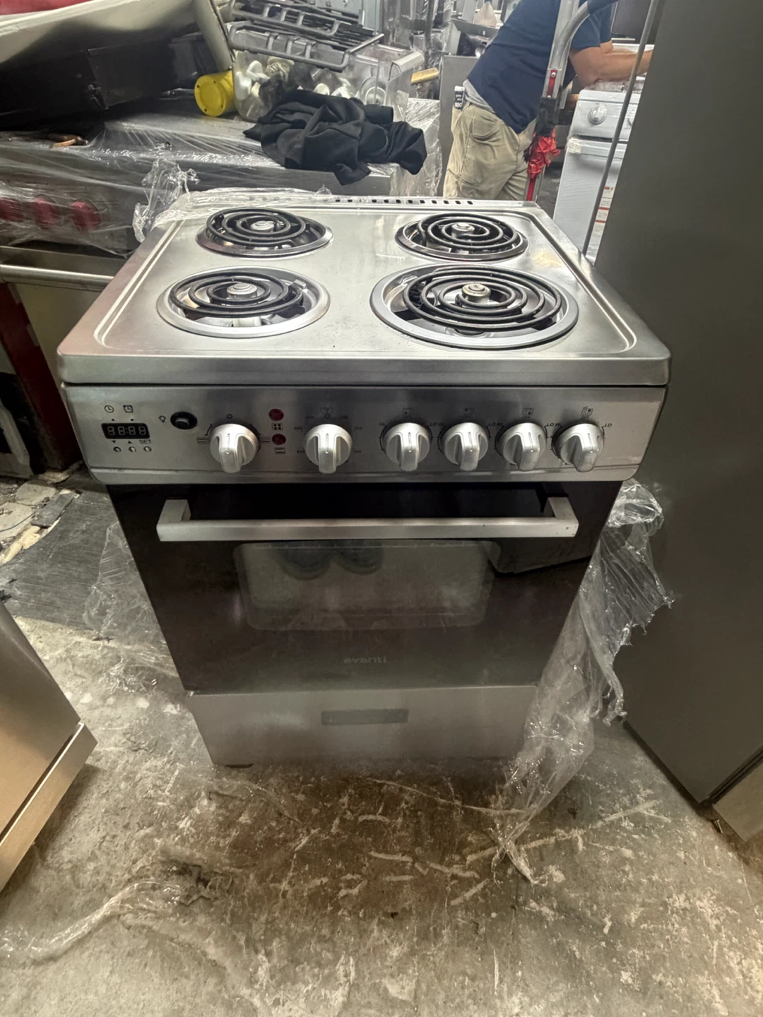 Avanti Electric Range Stove with Oven