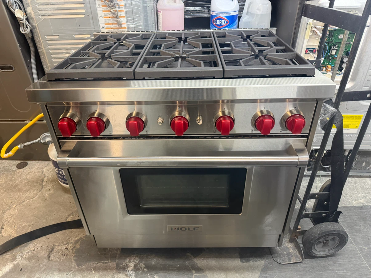 Wolf 36" Gas Range GR366