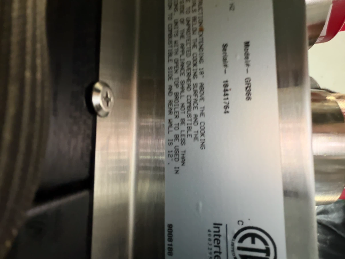 Wolf 36" Gas Range GR366 - photo 5