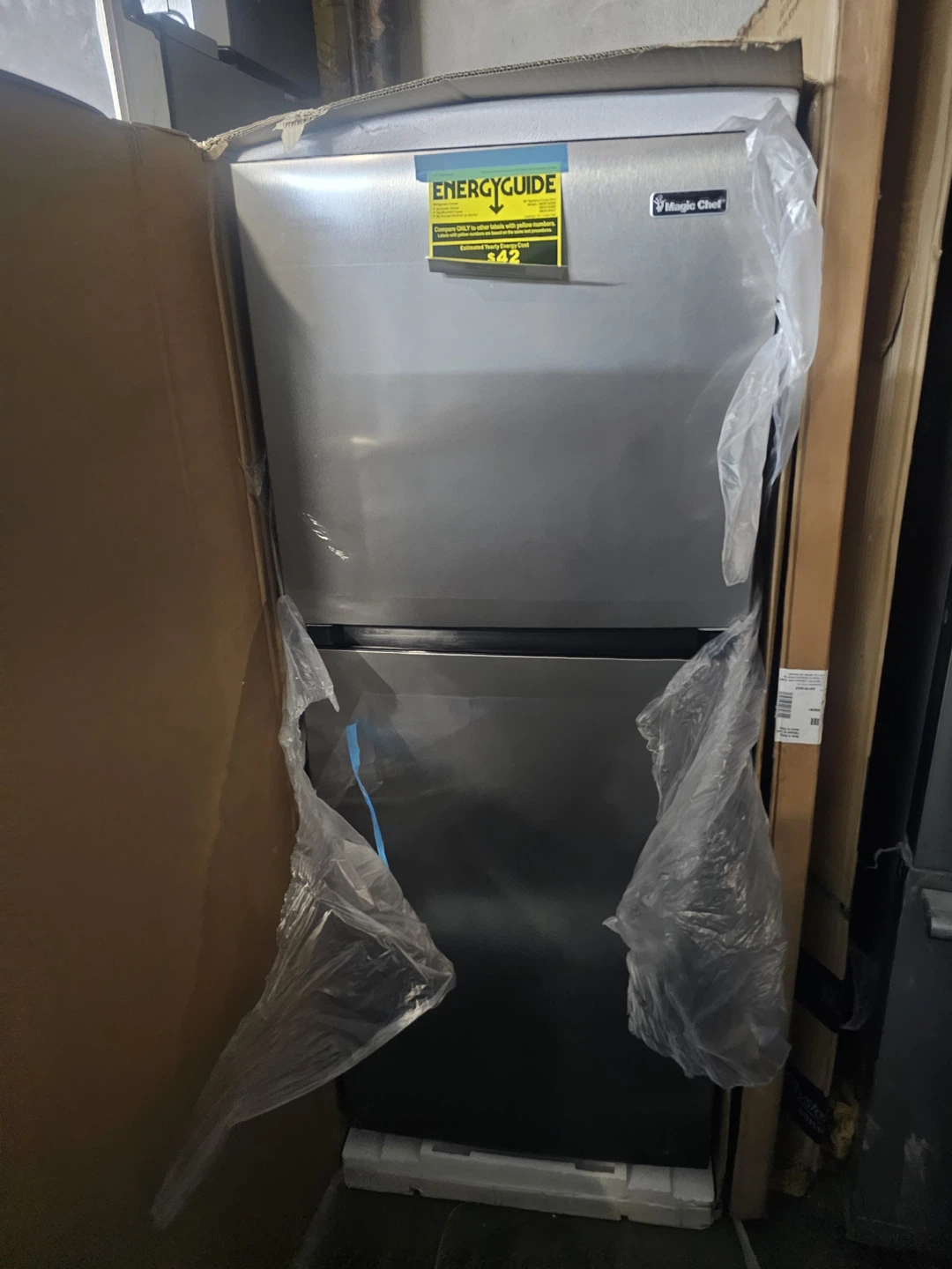 Magic Chef Refrigerator