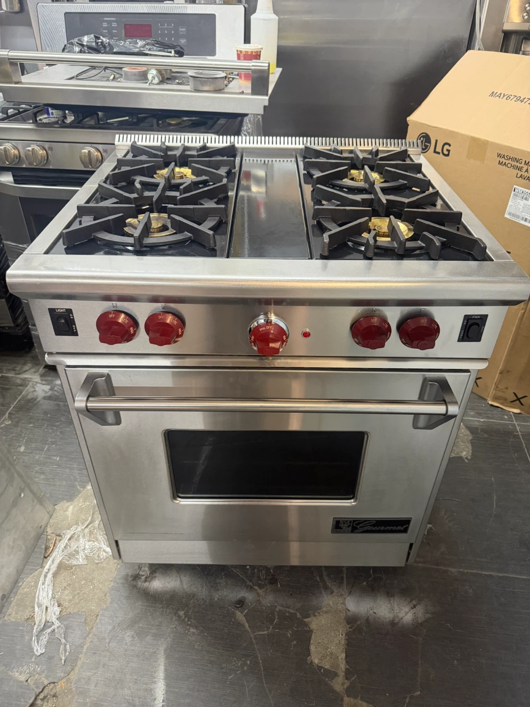 Wolf 4-Burner Gas Range with Oven