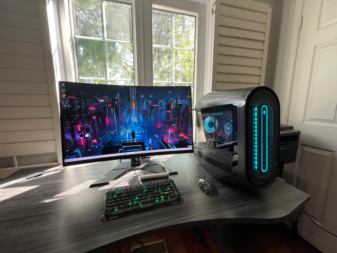 Alienware Aurora R15 | i9-13900KF | RTX 5070 Bundle