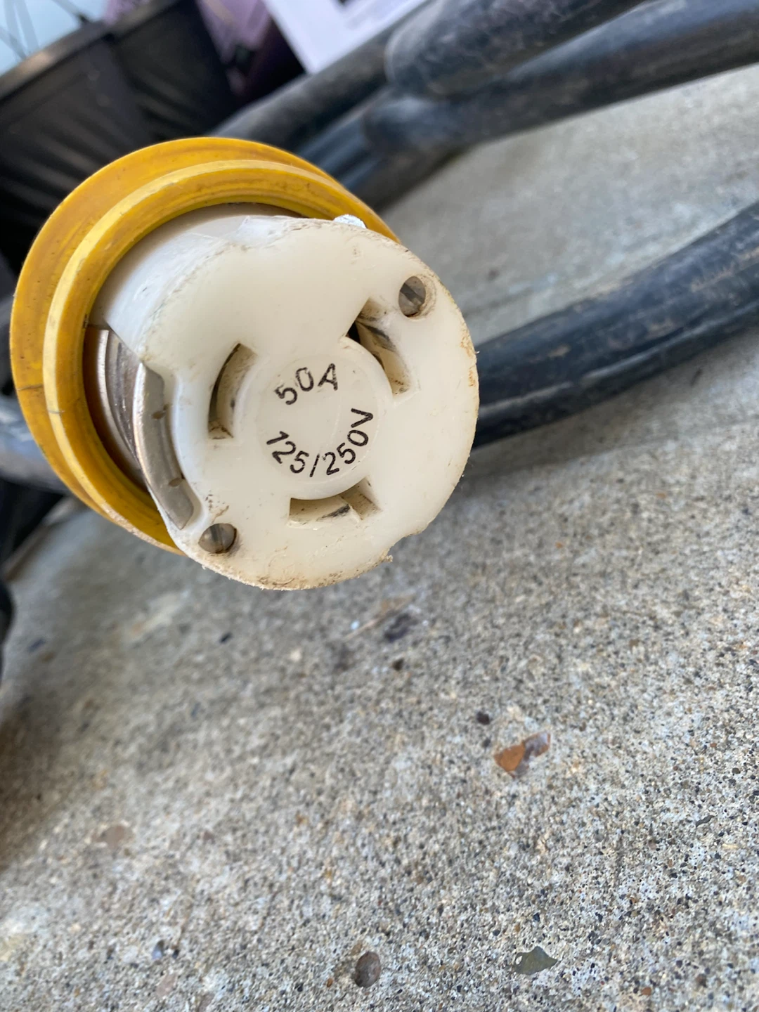 50A 125/250V RV CHORD  ASKING $100 - photo 4