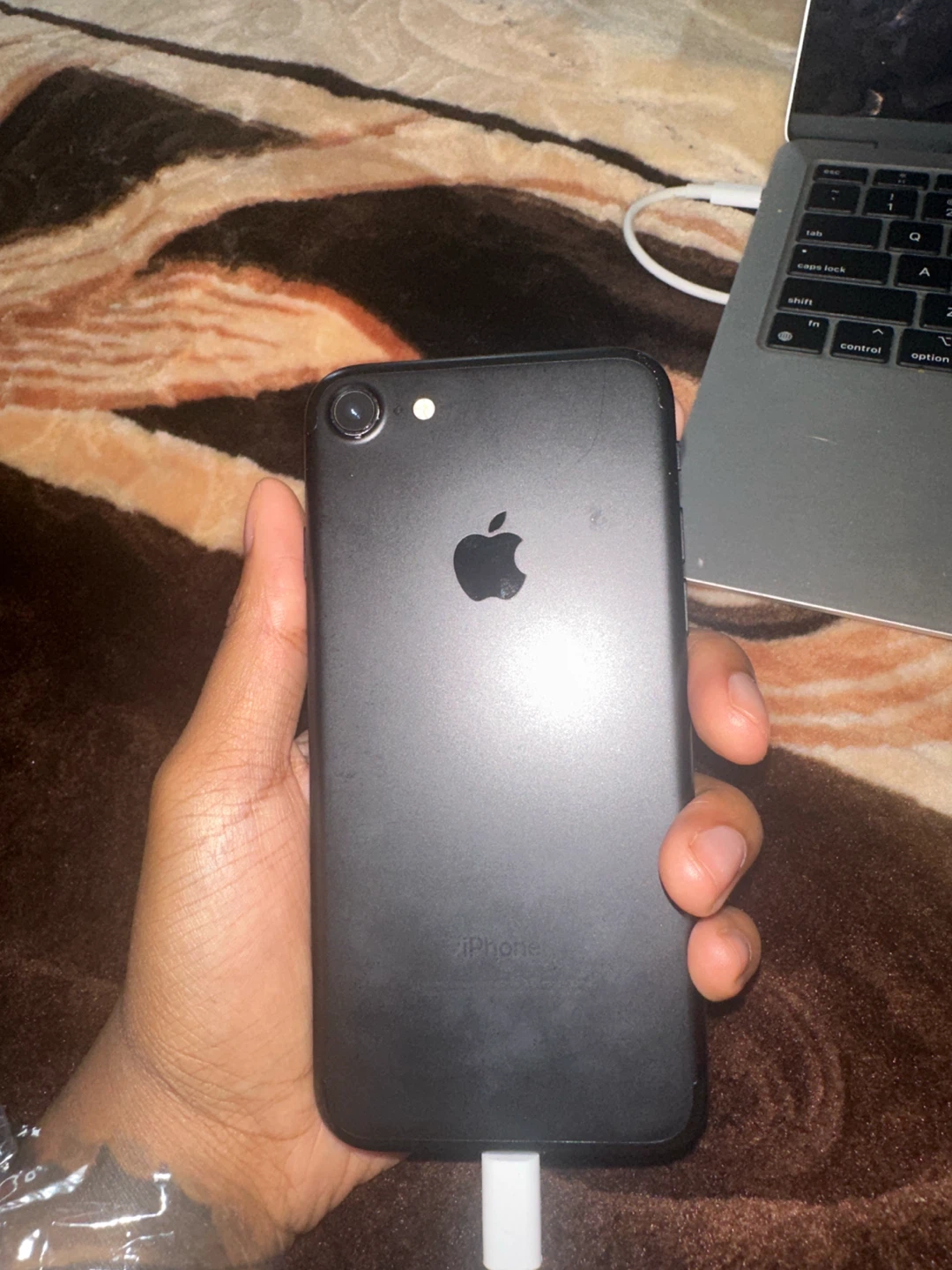Apple iPhone 7 - photo 3