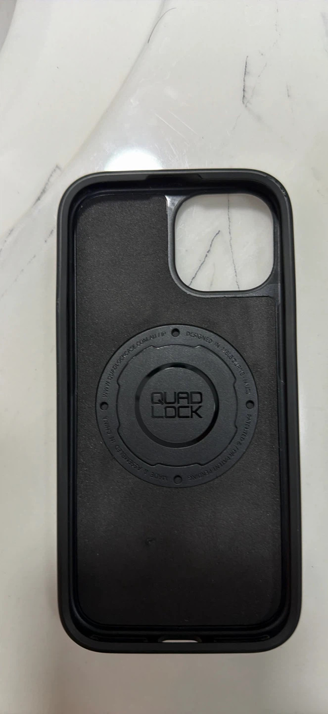 Quad lock iPhone 15 phone case