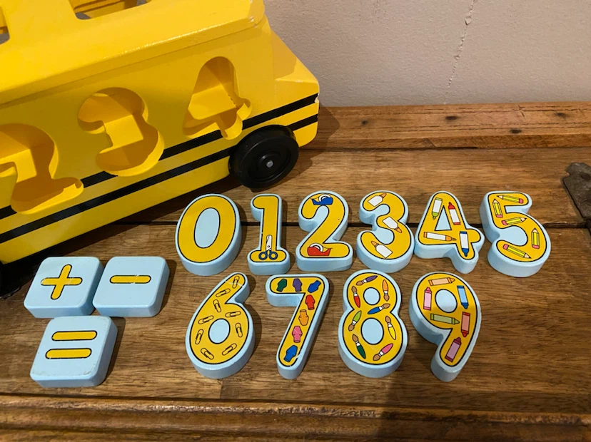 Melissa & Doug Wooden Number Matching Math Bus - photo 3