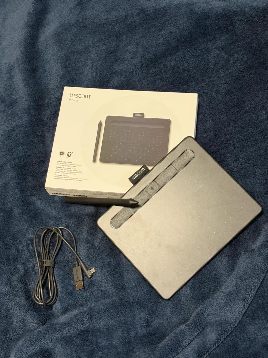Wacom Intuos Graphics Tablet