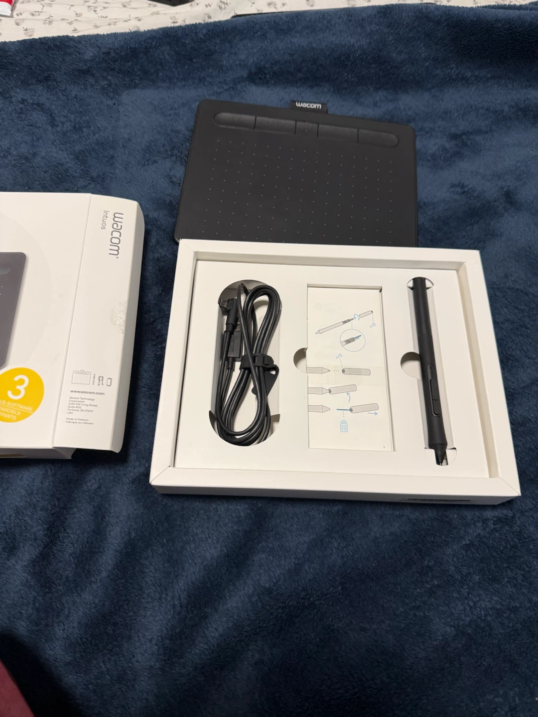 Wacom Intuos Graphics Tablet - photo 2