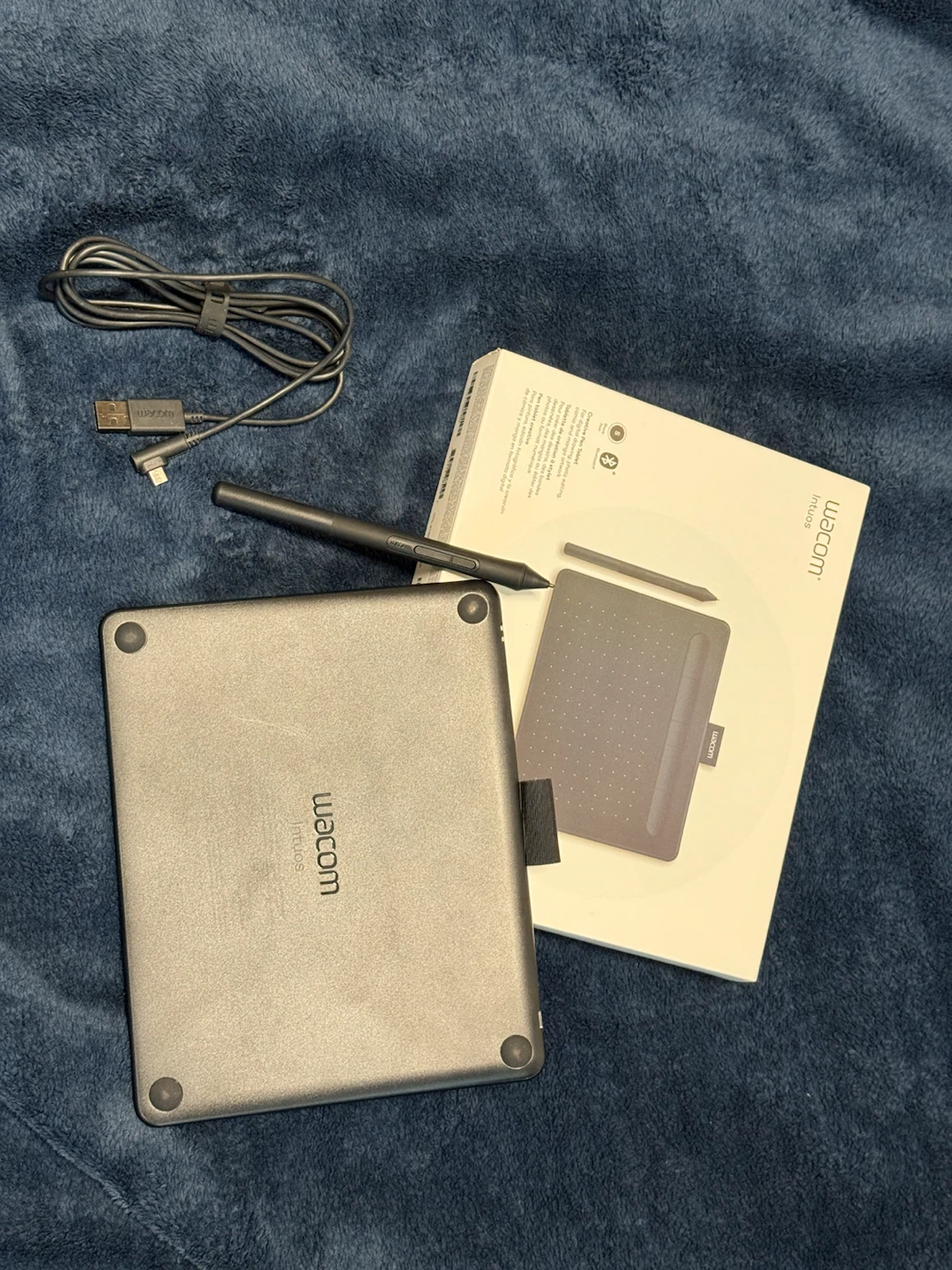Wacom Intuos Graphics Tablet - photo 3