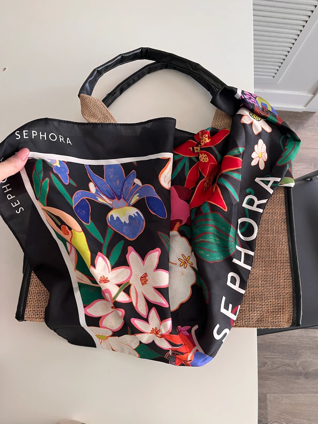 Brand new Sephora Jute Tote Bag with Floral Scarf - photo 3