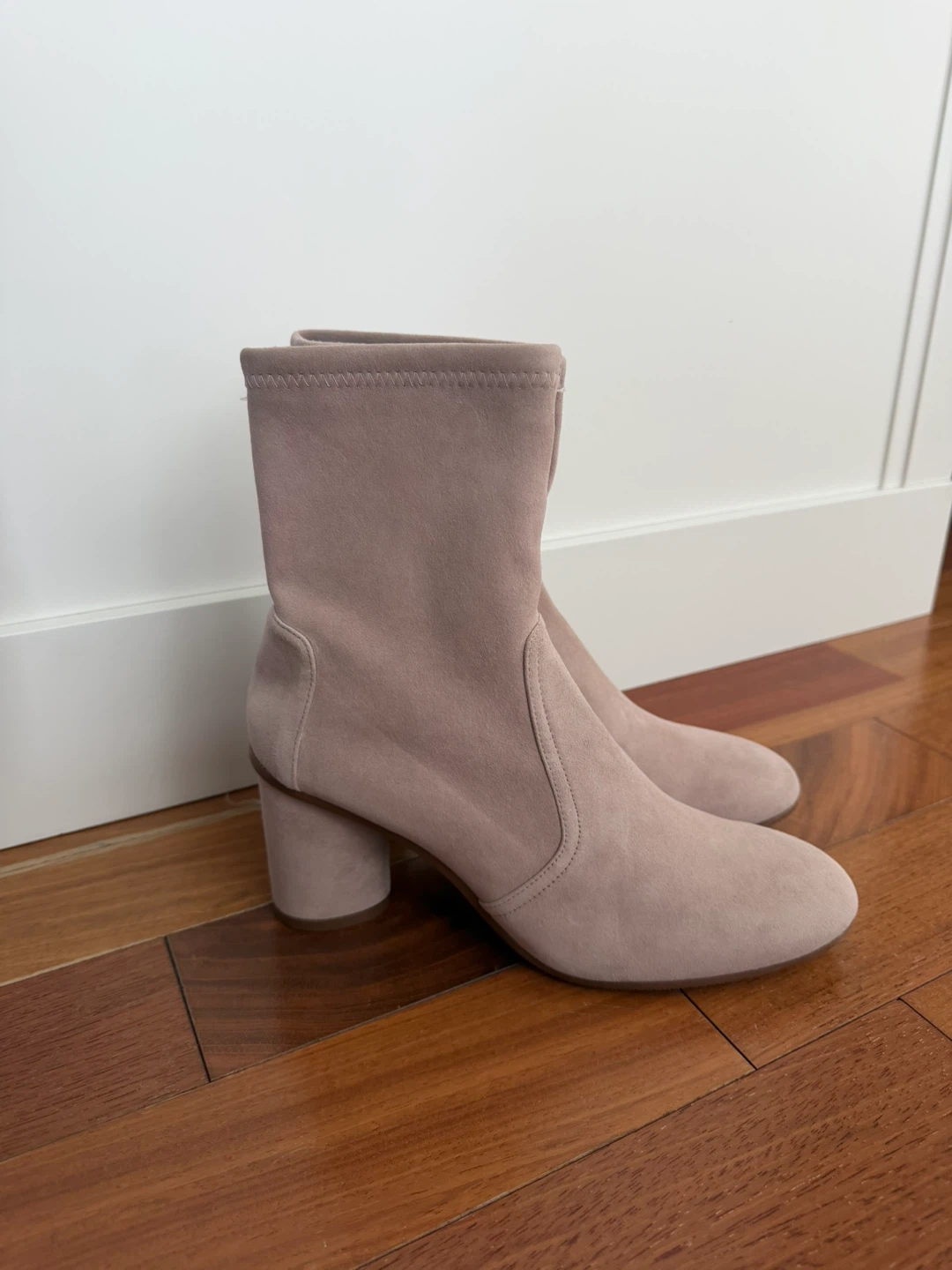 New Stuart weitzman boots