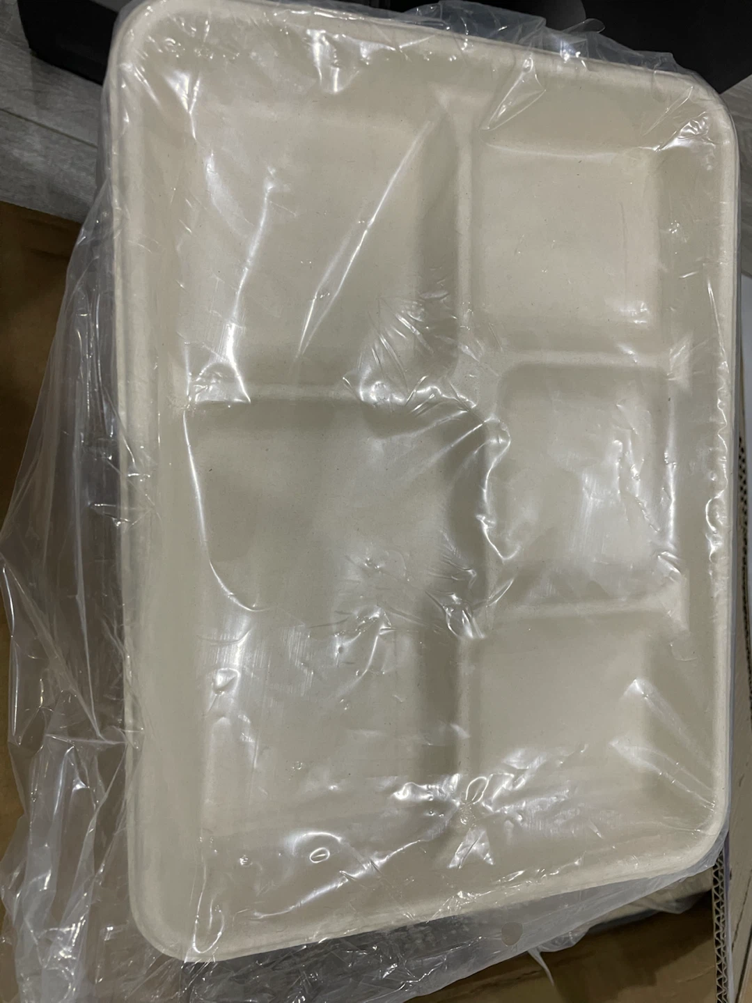 JOLLY CHEF Compostable 5 Compartment Paper Plates - photo 3
