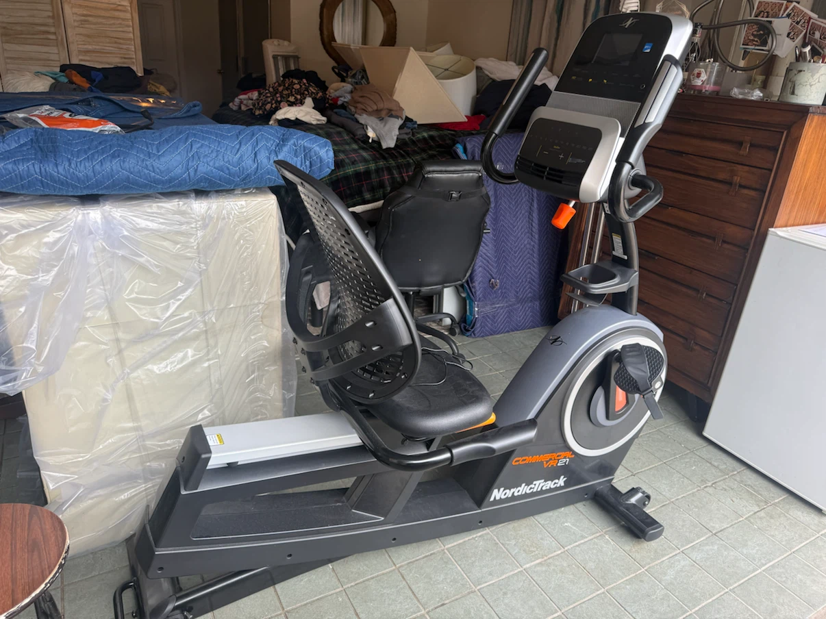 NordicTrack Commercial 21- Recumbent Bike - photo 3
