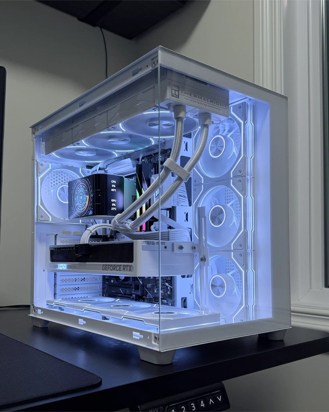 🔥All-White Workstation | Ryzen 9 7950X | 64GB RAM | 5TB | 5070 - photo 4