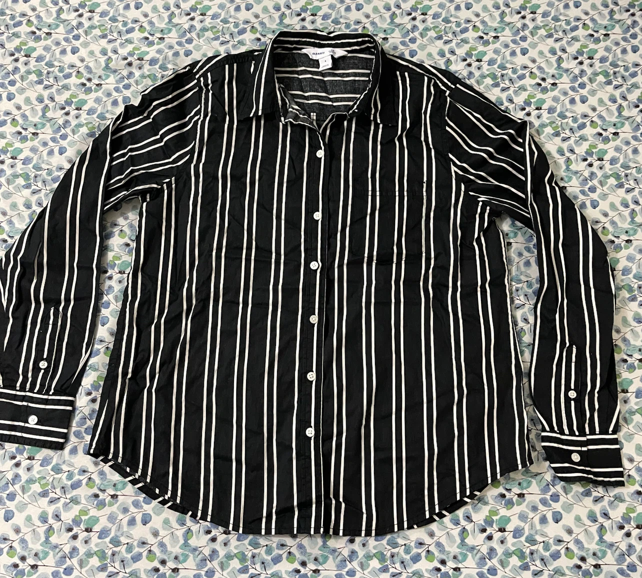 Old Navy Classic Striped Shirt Size S - photo 3