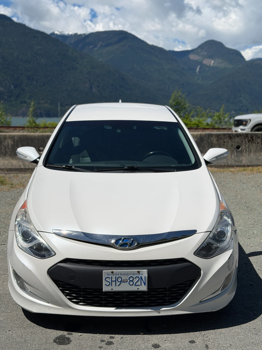 2012 Hyundai Sonata Hybrid Premium | 2 Owner | Clean Title |