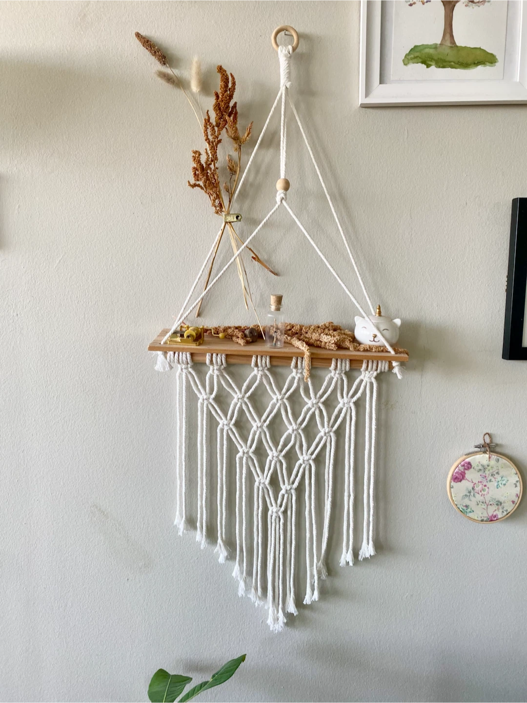 Macramé hanging shelf