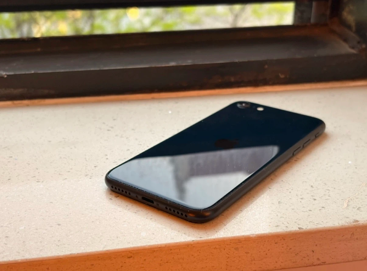 Apple iPhone SE 64GB 2022 (3rd Gen) T-Mobile - Midnight Black - photo 2