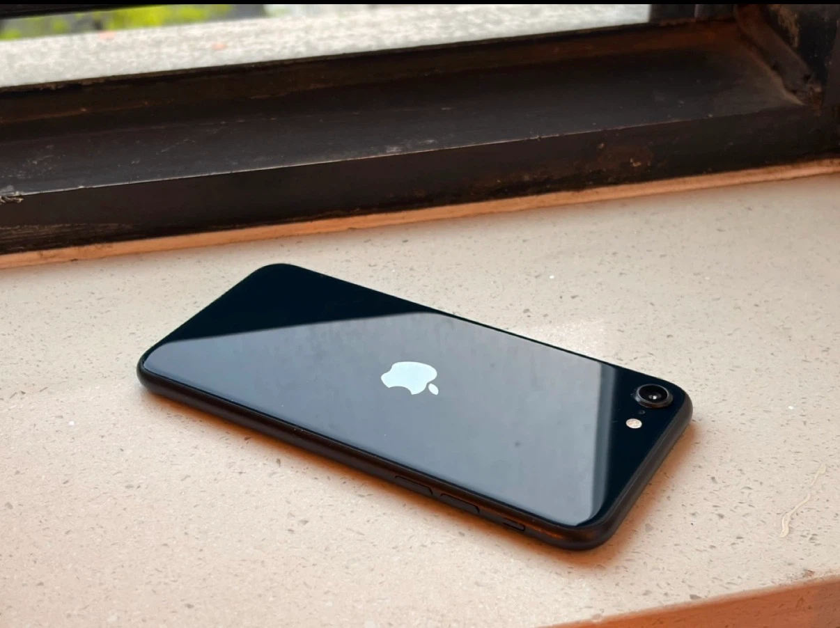 Apple iPhone SE 64GB 2022 (3rd Gen) T-Mobile - Midnight Black - photo 3