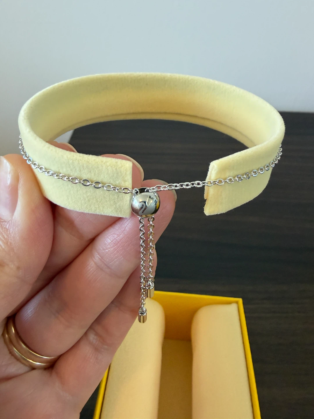 Swarovski Una Angelic bracelet, New with Original Box - photo 3