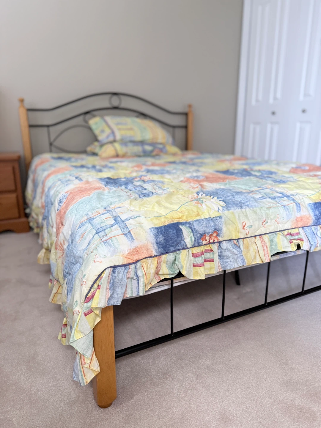 Twin Bed Frame with Mattress and Comforter - photo 2