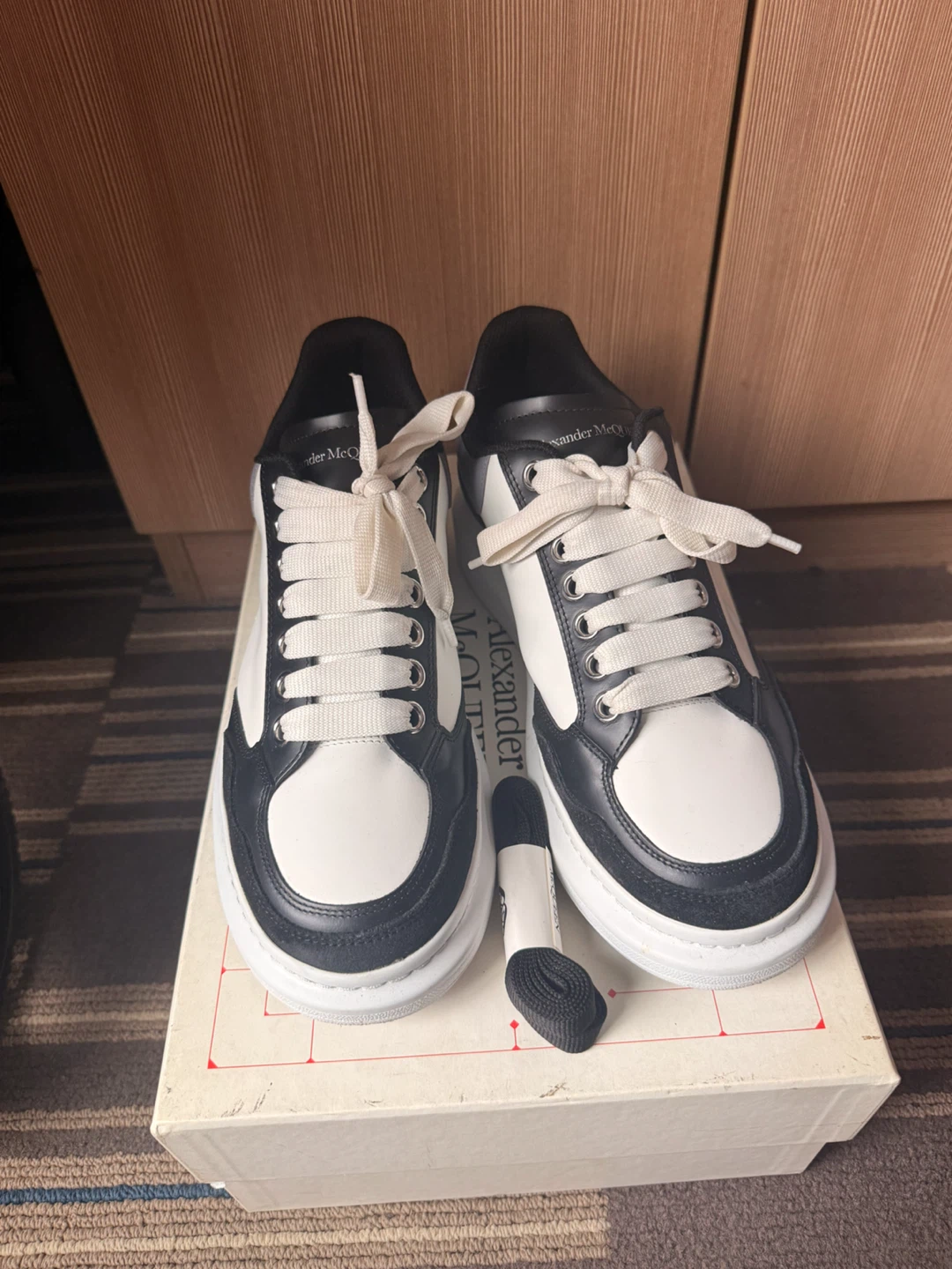 Alexander McQueen Black & White Sneakers - photo 4