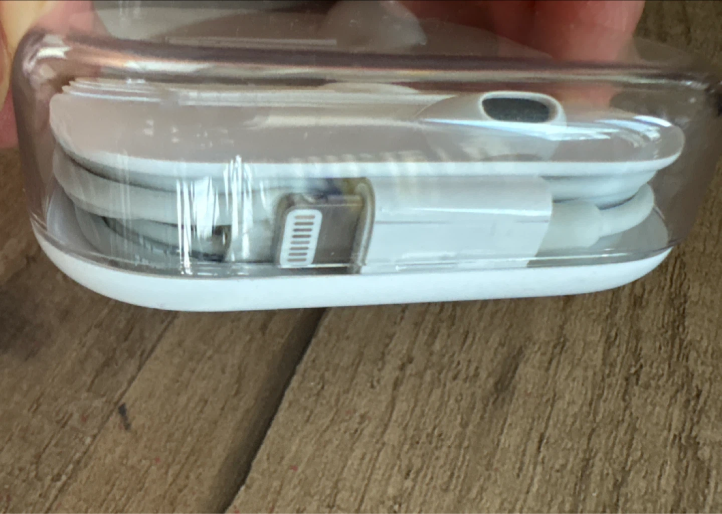 Apple EarPods with Lightning connector - photo 2