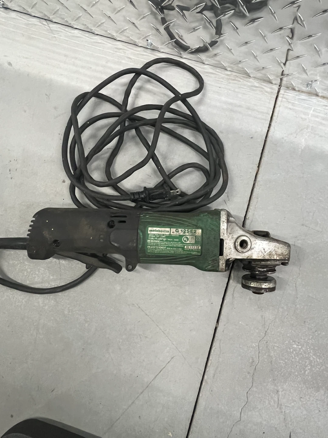 Metabo HPT G 12SE2 4 1/2" Disc Grinder - photo 2