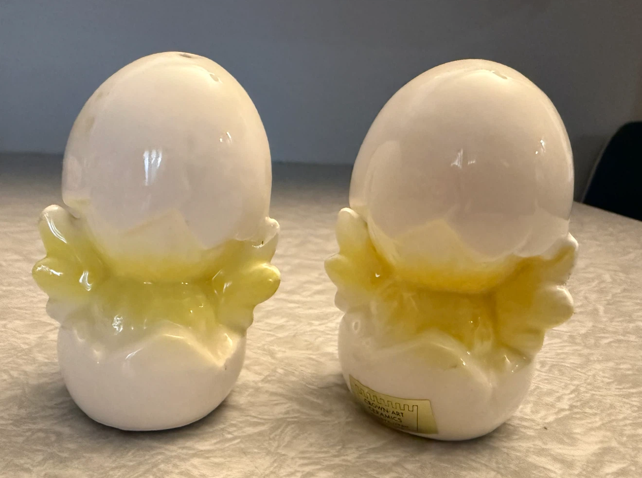 Chicks Hatching Salt and pepper - photo 3